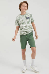 Groene jongens WE Fashion gemêleerde slim fit sweatshort met regular waist en elastische tailleband met koord
