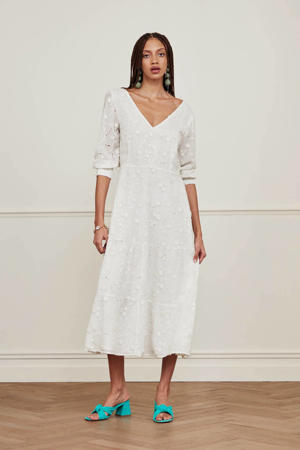 jurk Joni Midi met borduursels gebroken wit