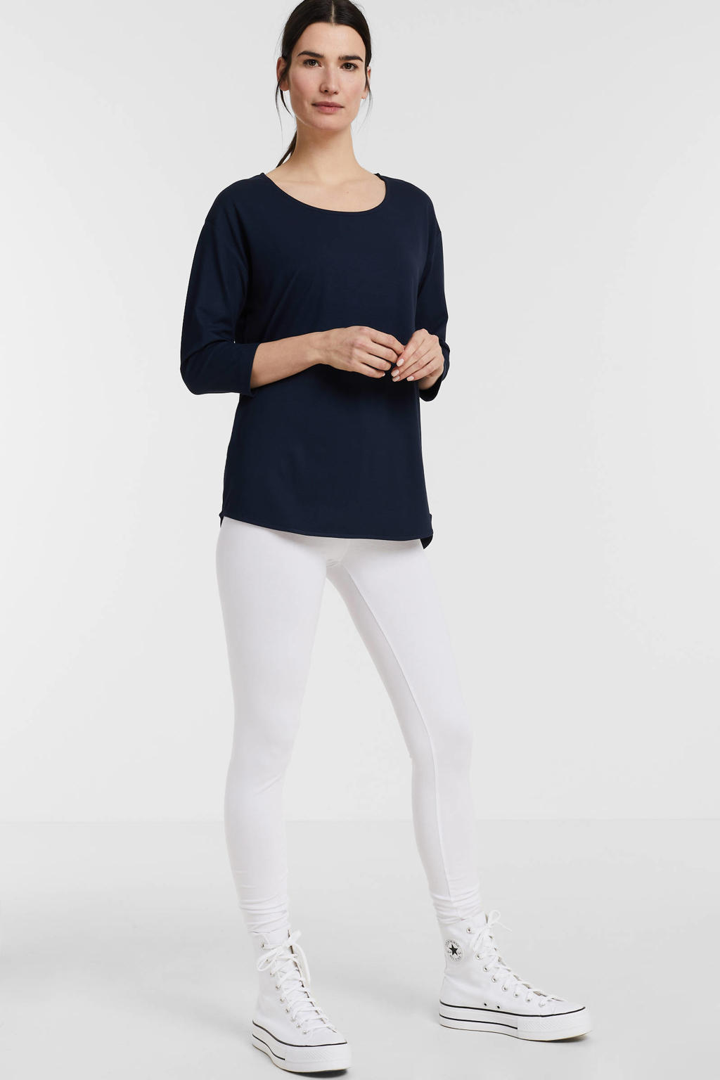 Donkerblauwe dames Didi trui van viscose met driekwart mouwen en ronde hals