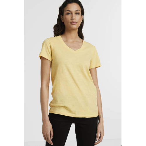 Anytime T-shirt met V-hals geel