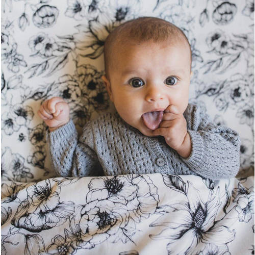 Mies & Co baby wiegdeken soft teddy Bumble love 70x100 cm