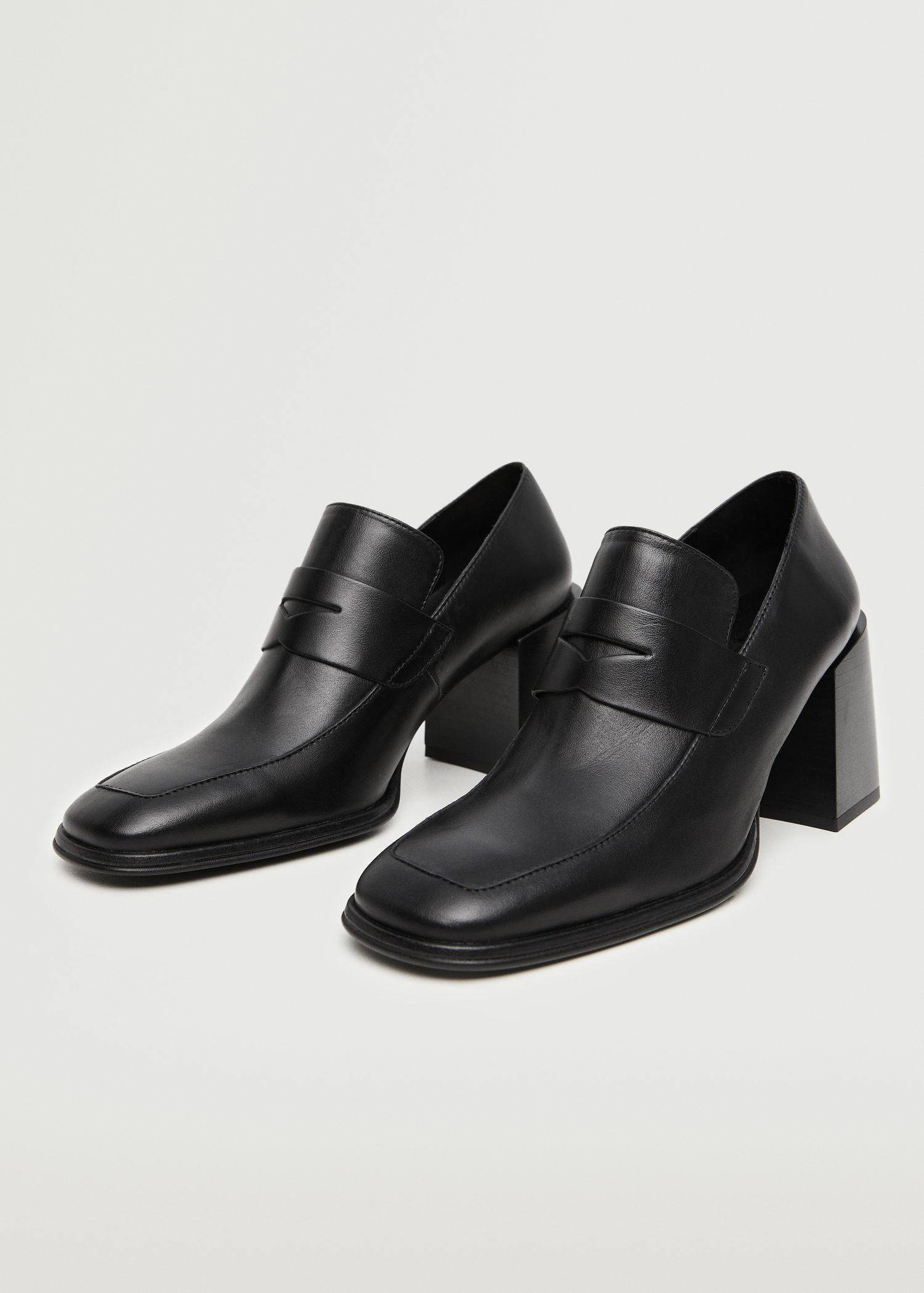 Zwarte pumps met spikes | Fashionlab