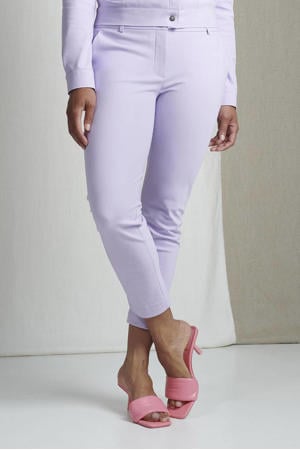 slim fit pantalon van travelstof lila