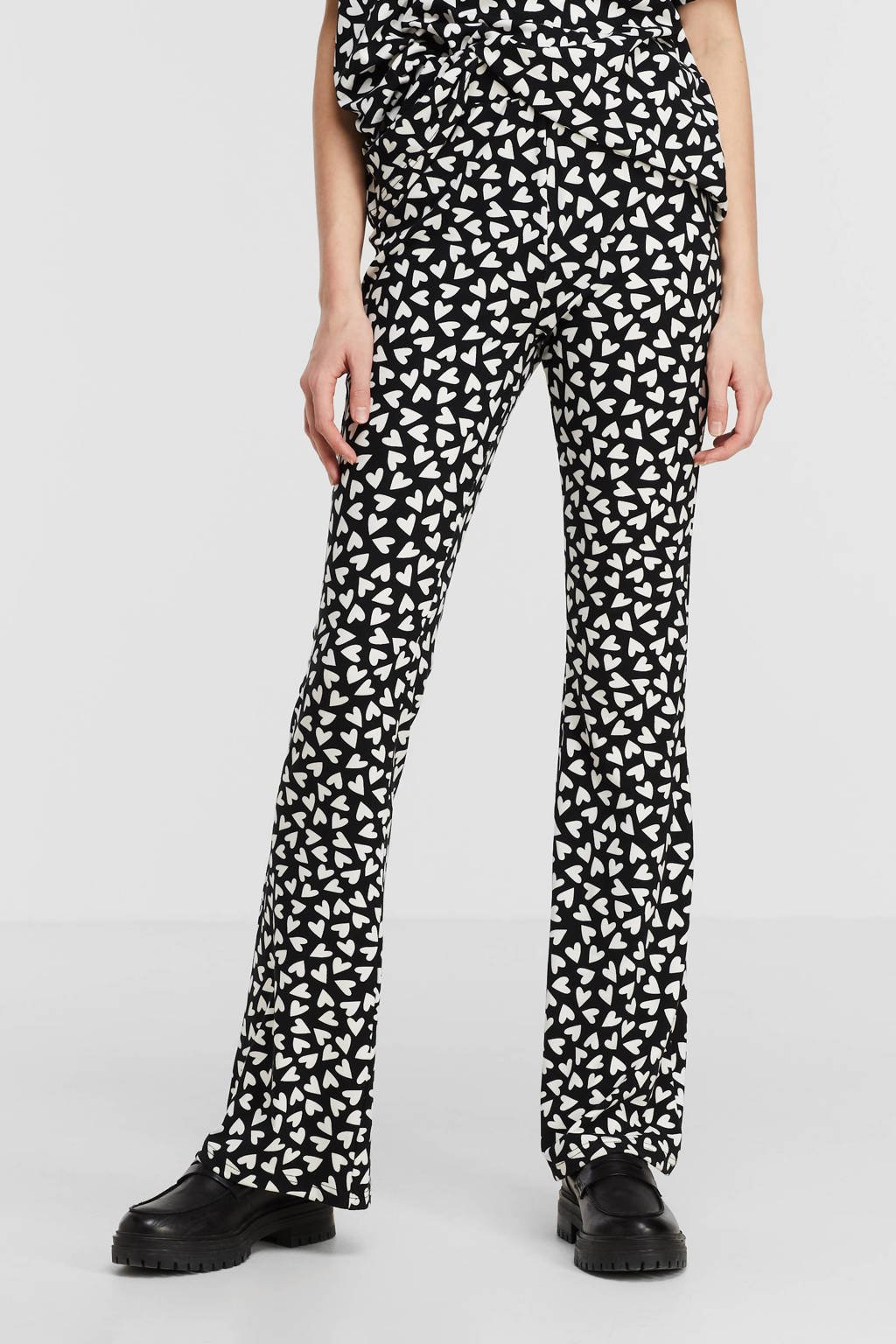 Zwart en witte dames Colourful Rebel high waist flared broek van polyester met elastische tailleband en hartjesprint