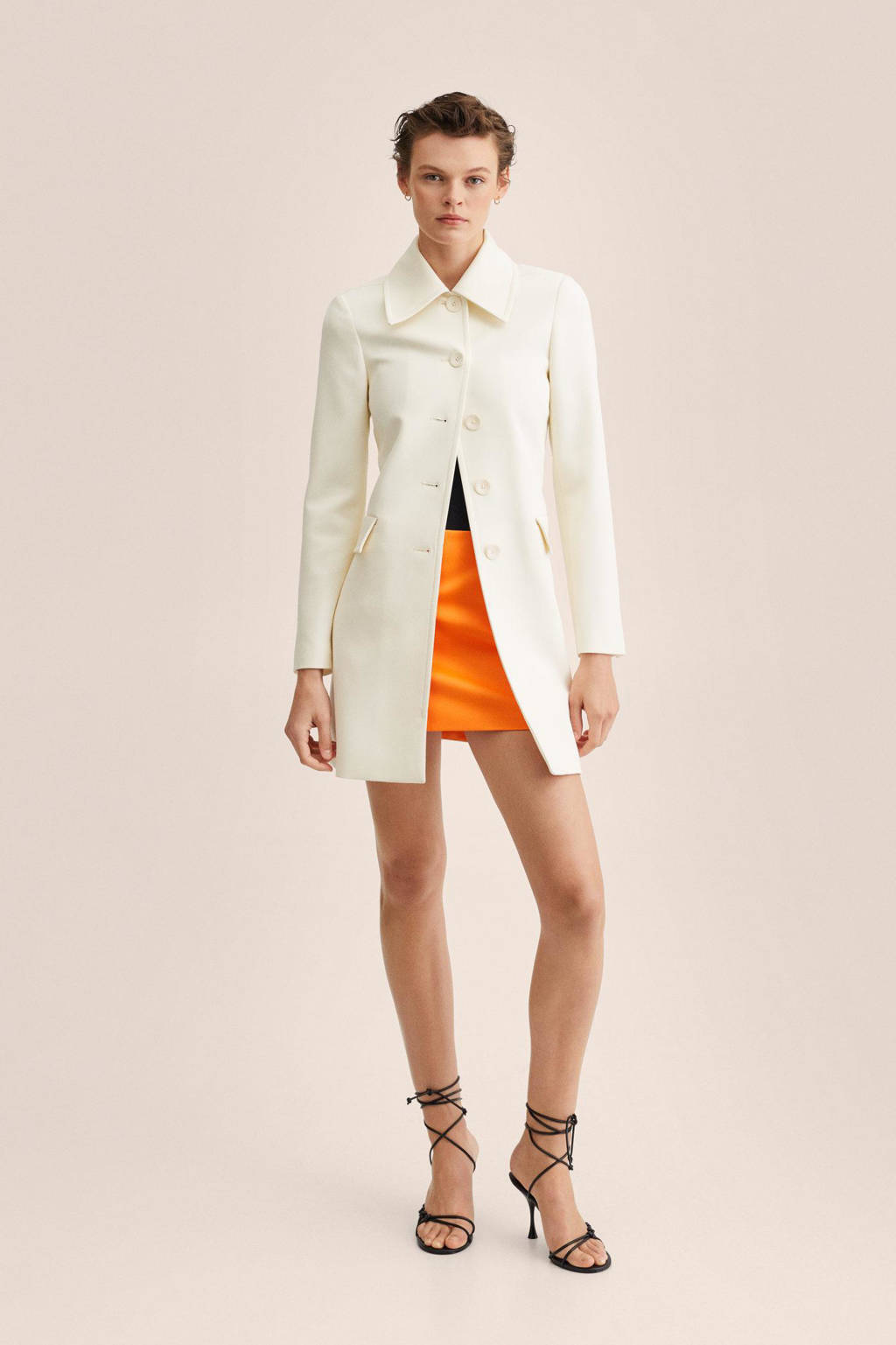Witte dames Mango coat zomer van polyester met lange mouwen, klassieke kraag en knoopsluiting