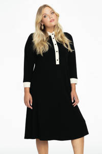 Yoek ribgebreide A-lijn jurk DIAGONAL met contrastbies zwart/ecru