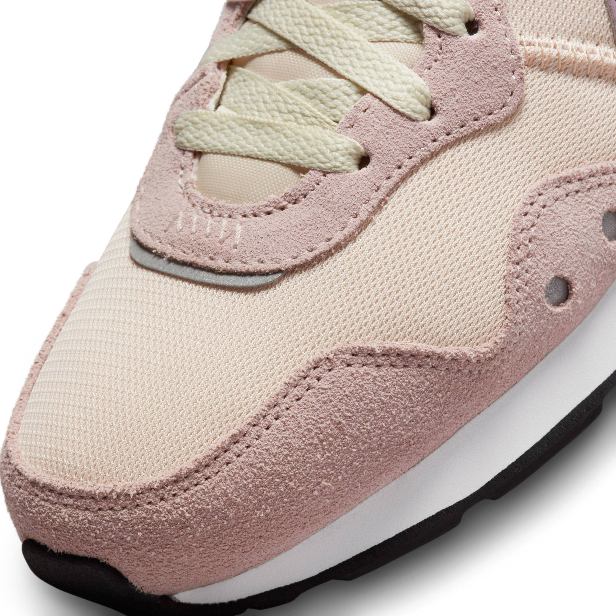 Nike Venture Runner sneakers oudroze/lila | wehkamp