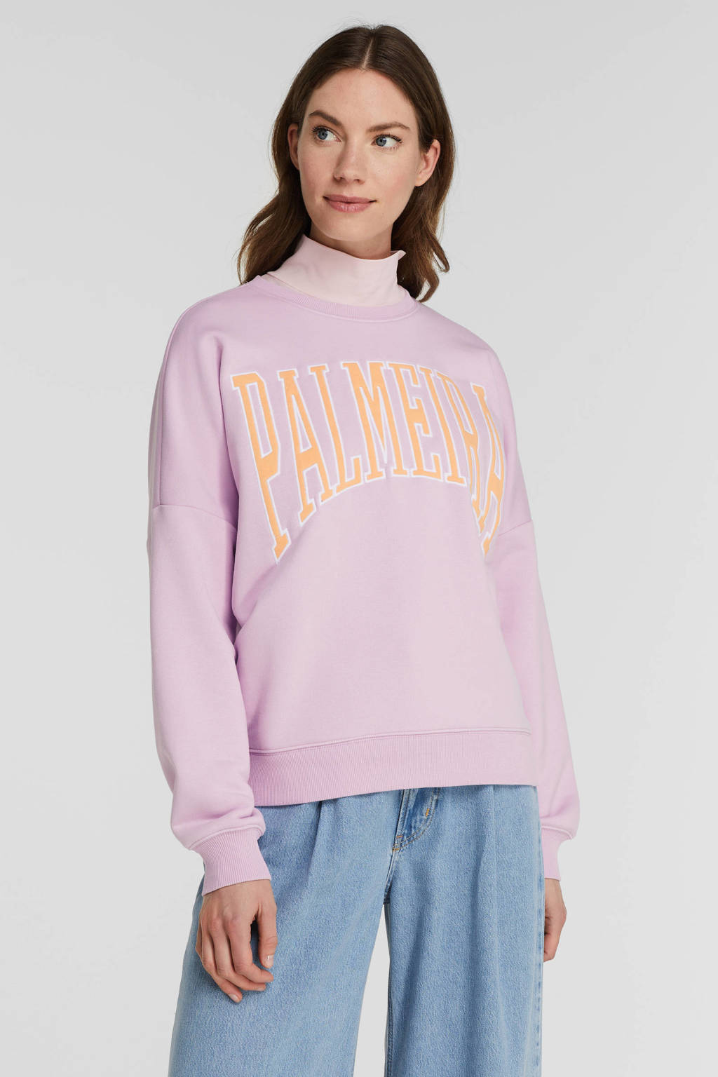 Colourful Rebel sweater met tekst en borduursels lila