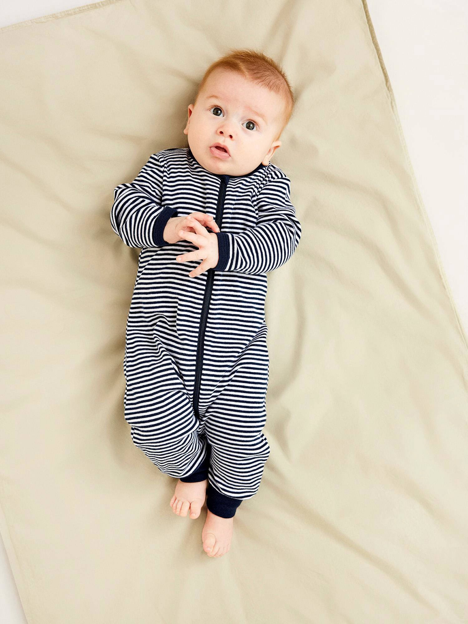 Baby sales pyjama newborn