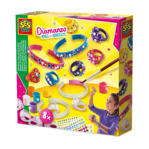 Diamanzo ringen en armbanden