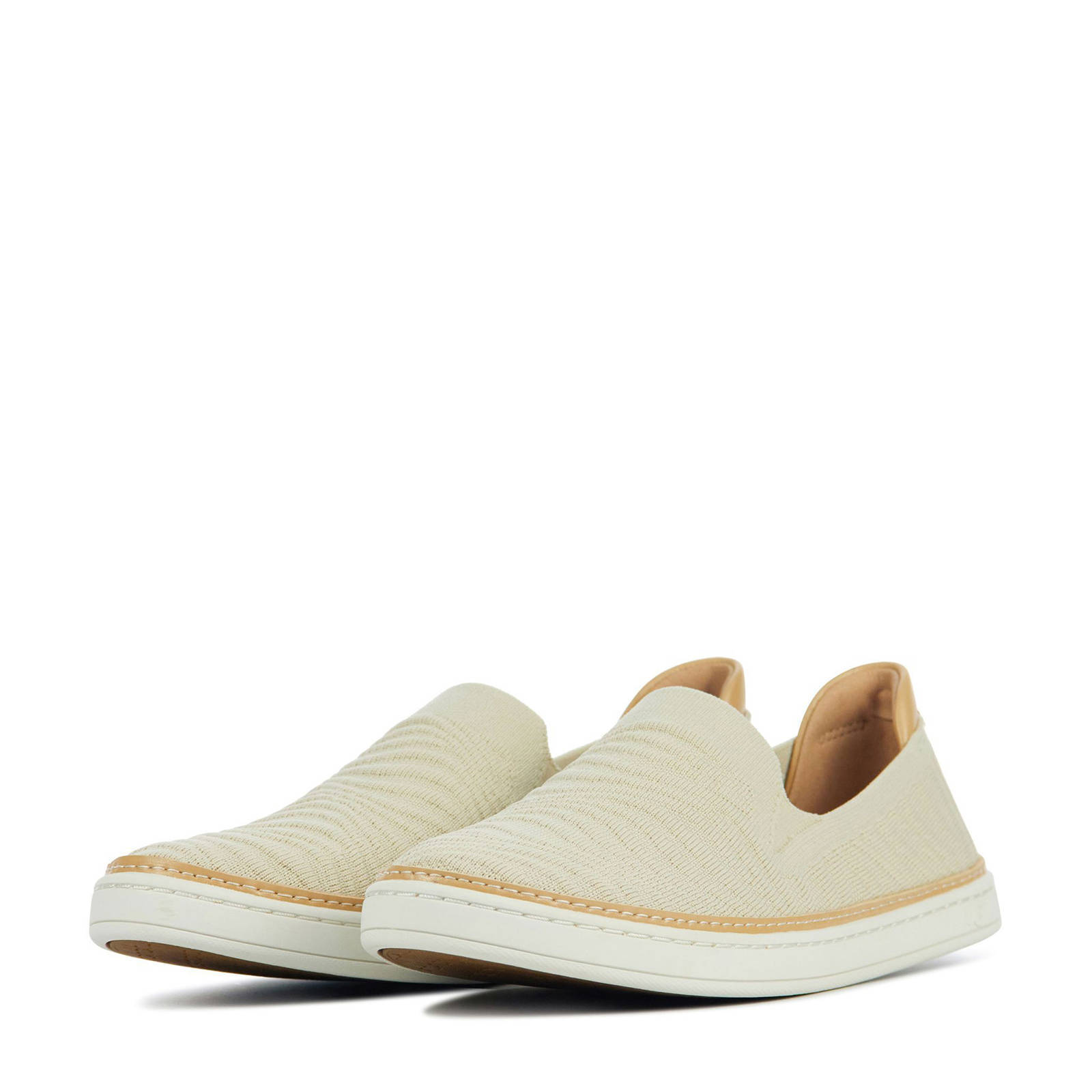 UGG Sammy Wavy instappers beige | wehkamp