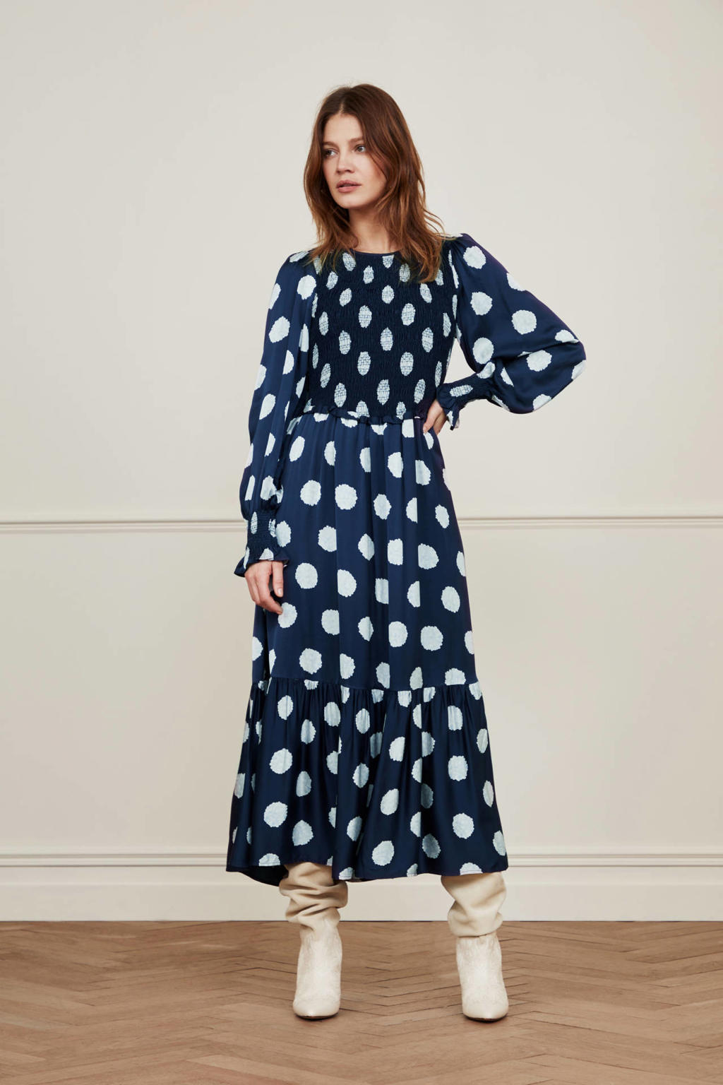 Blauwe dames Fabienne Chapot maxi jurk Caro Tara van viscose met stippenprint, lange mouwen en ronde hals