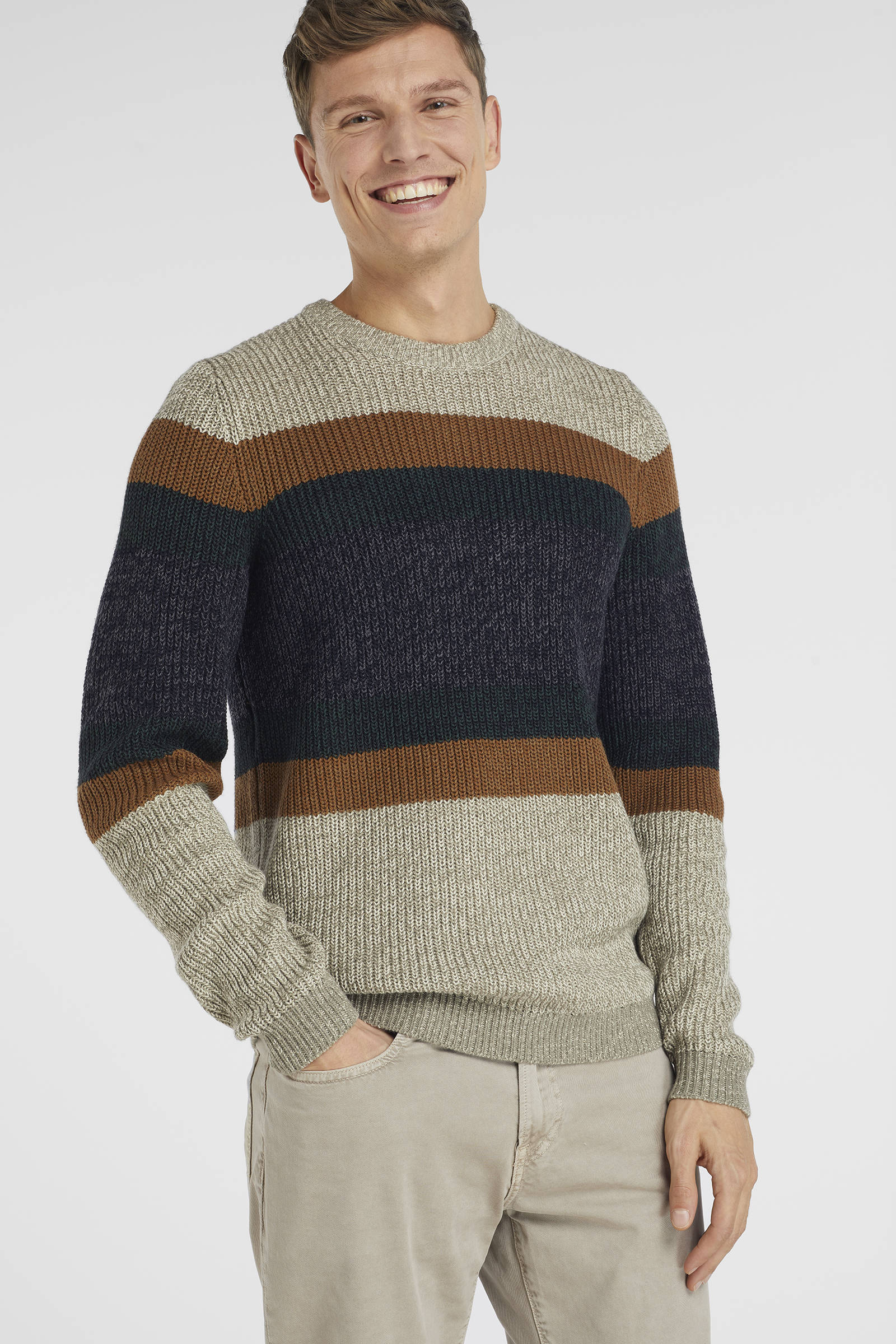 lichte knitwear met unieke stof Kleding Herenkleding Sweaters crewneck grijs shirt Mannen grijze trui 