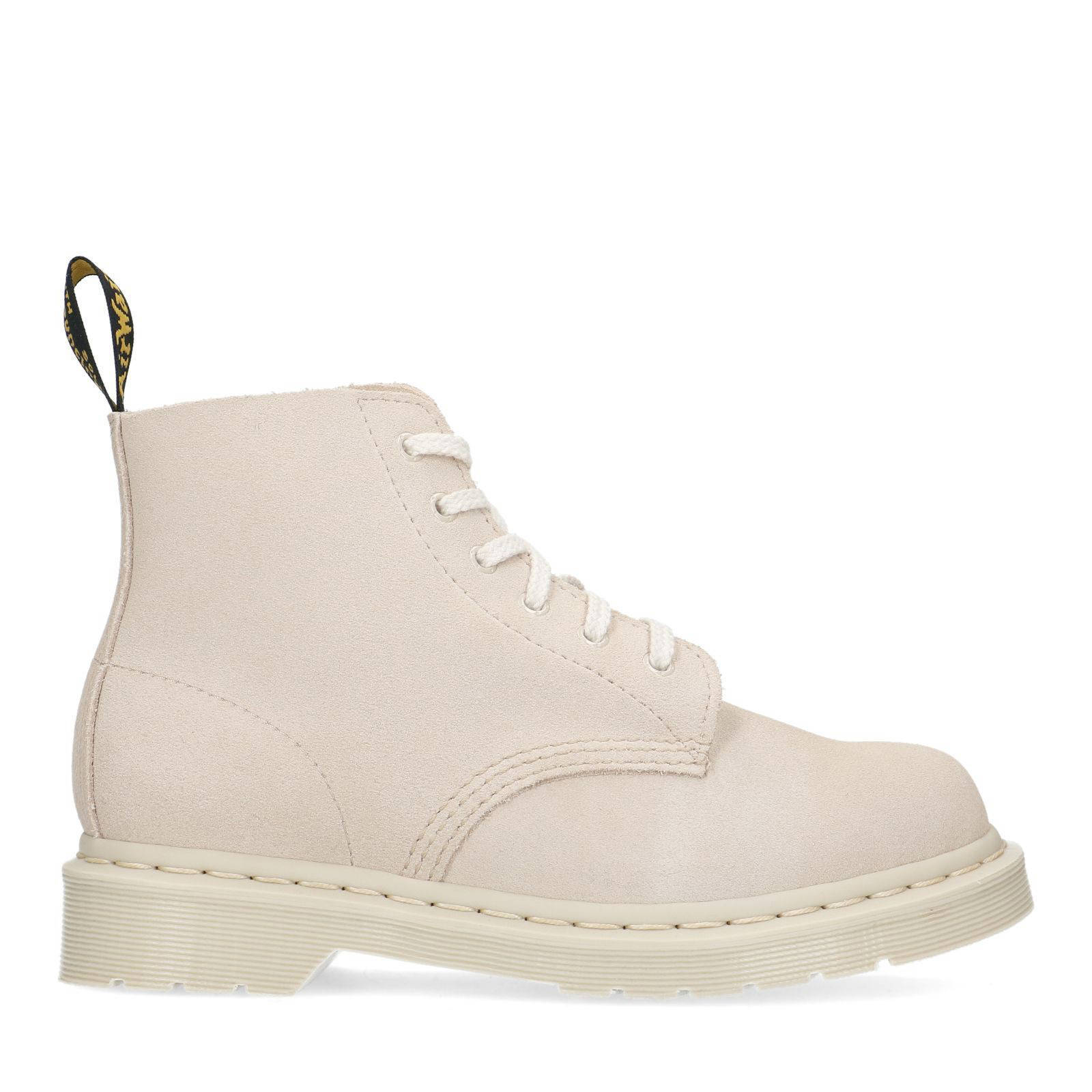 Dr. Martens 101 Mono suède veterboots zand | wehkamp