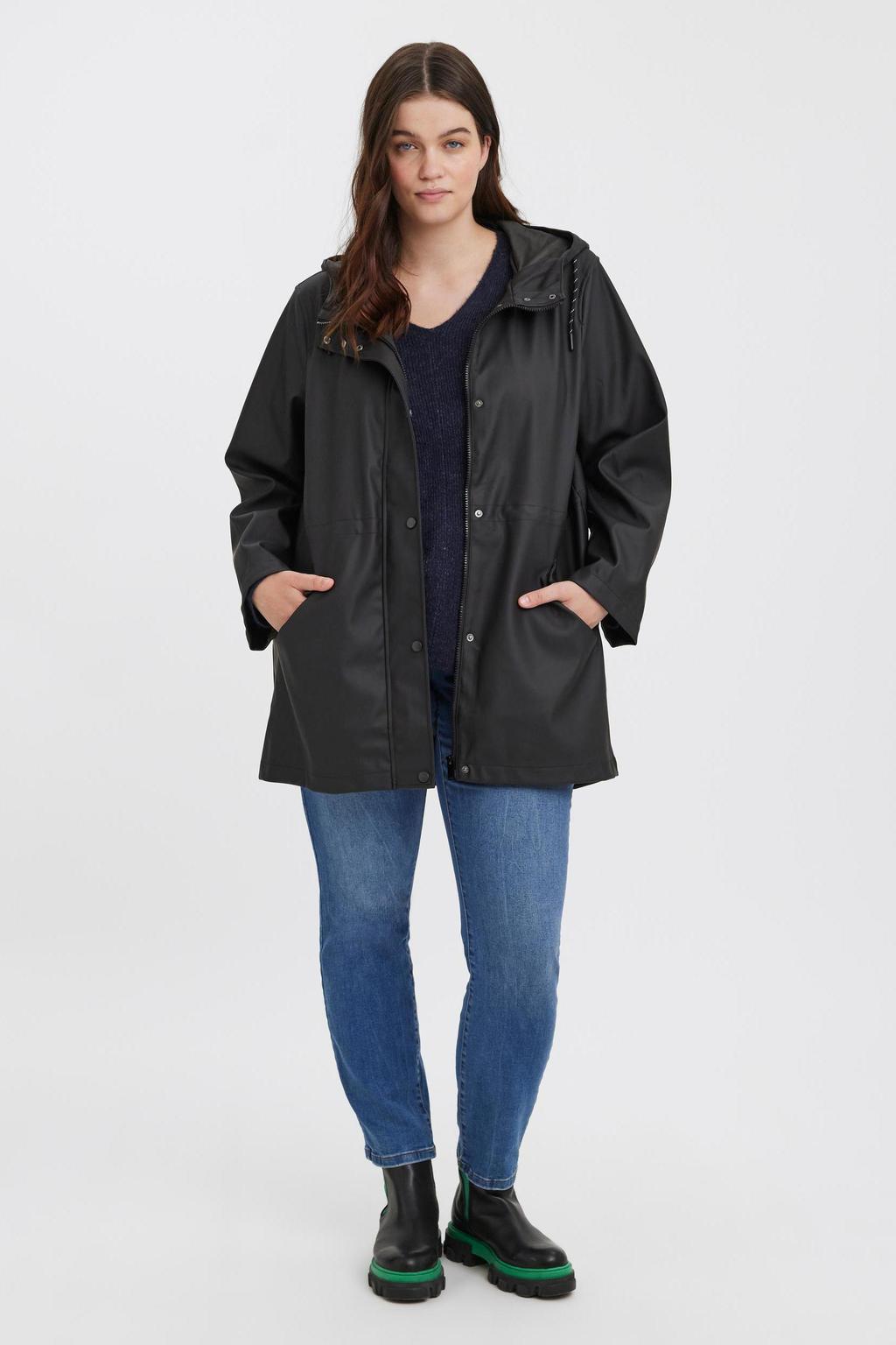Zwarte dames VERO MODA CURVE coated regenjas met effen, lange mouwen, capuchon en rits- en drukknoopsluiting