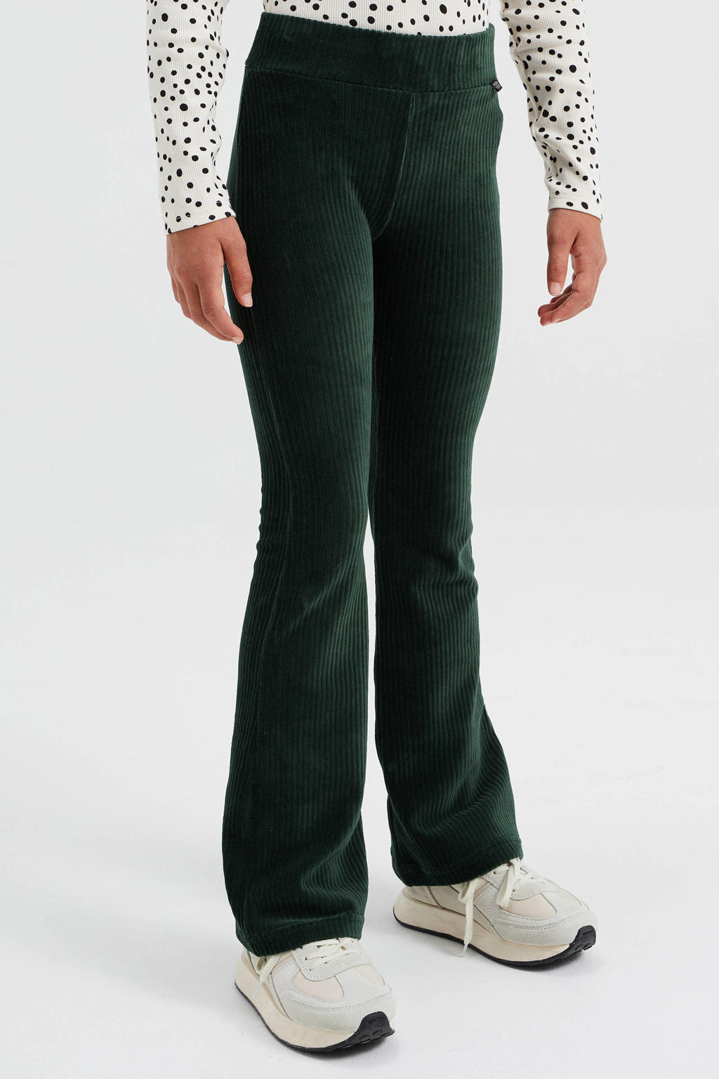 WE Fashion velours flared broek mosgroen