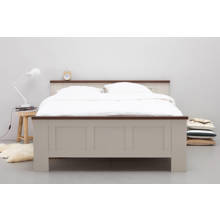 bed (180x200 cm)