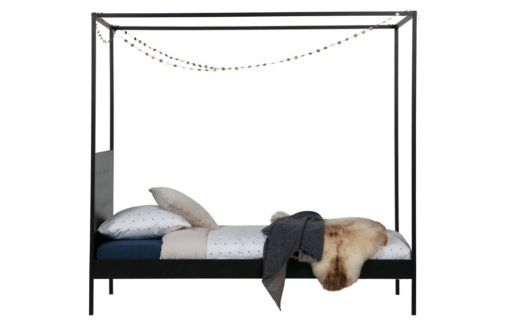 Woood  bed (90x200 cm)