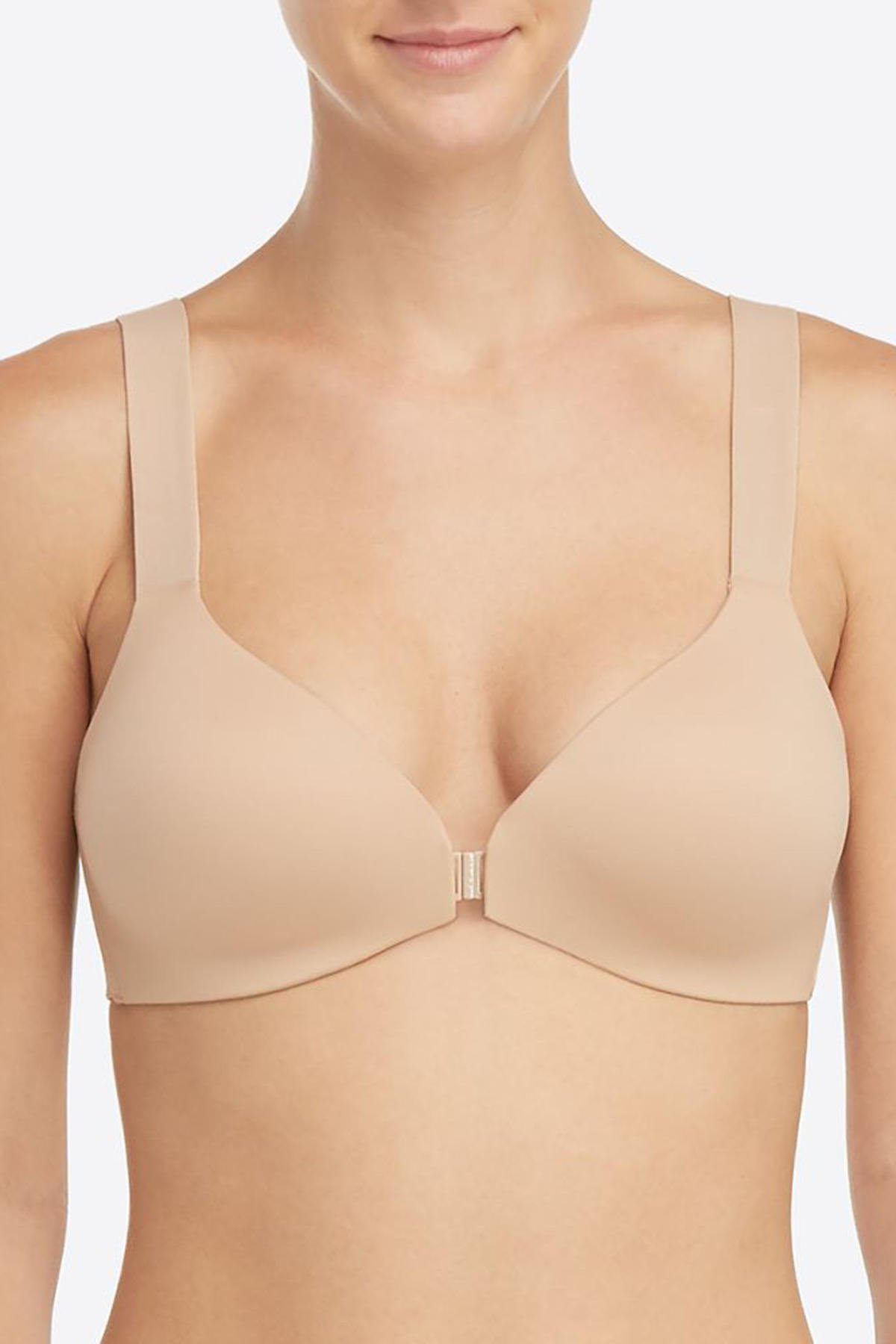 SPANX Bra-llelujah! Wireless Bra, Voorsluiting