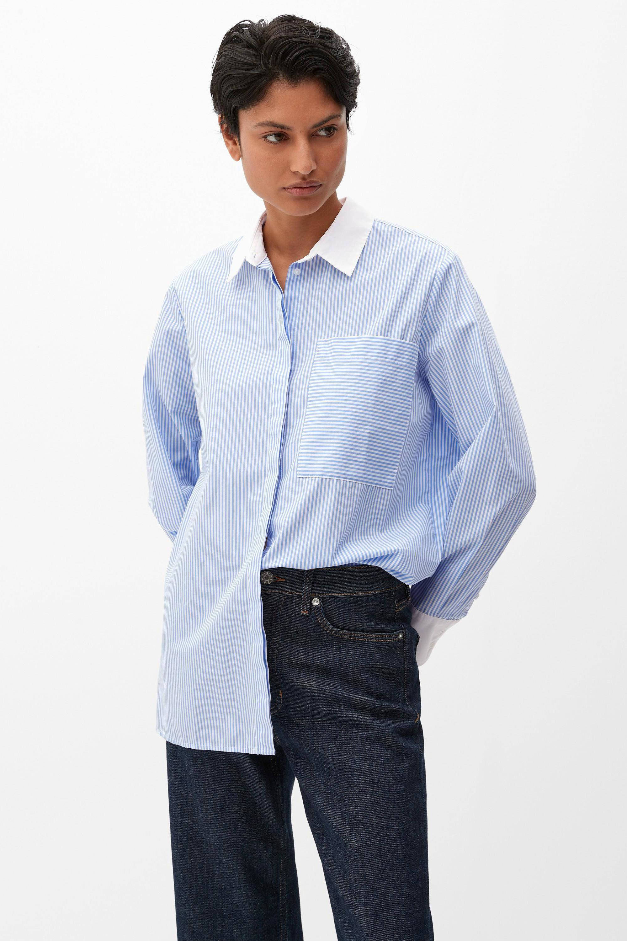 Mode Blouses Slip-over blouses s.Oliver Slip-over blouse blauw-wit volledige print casual uitstraling 