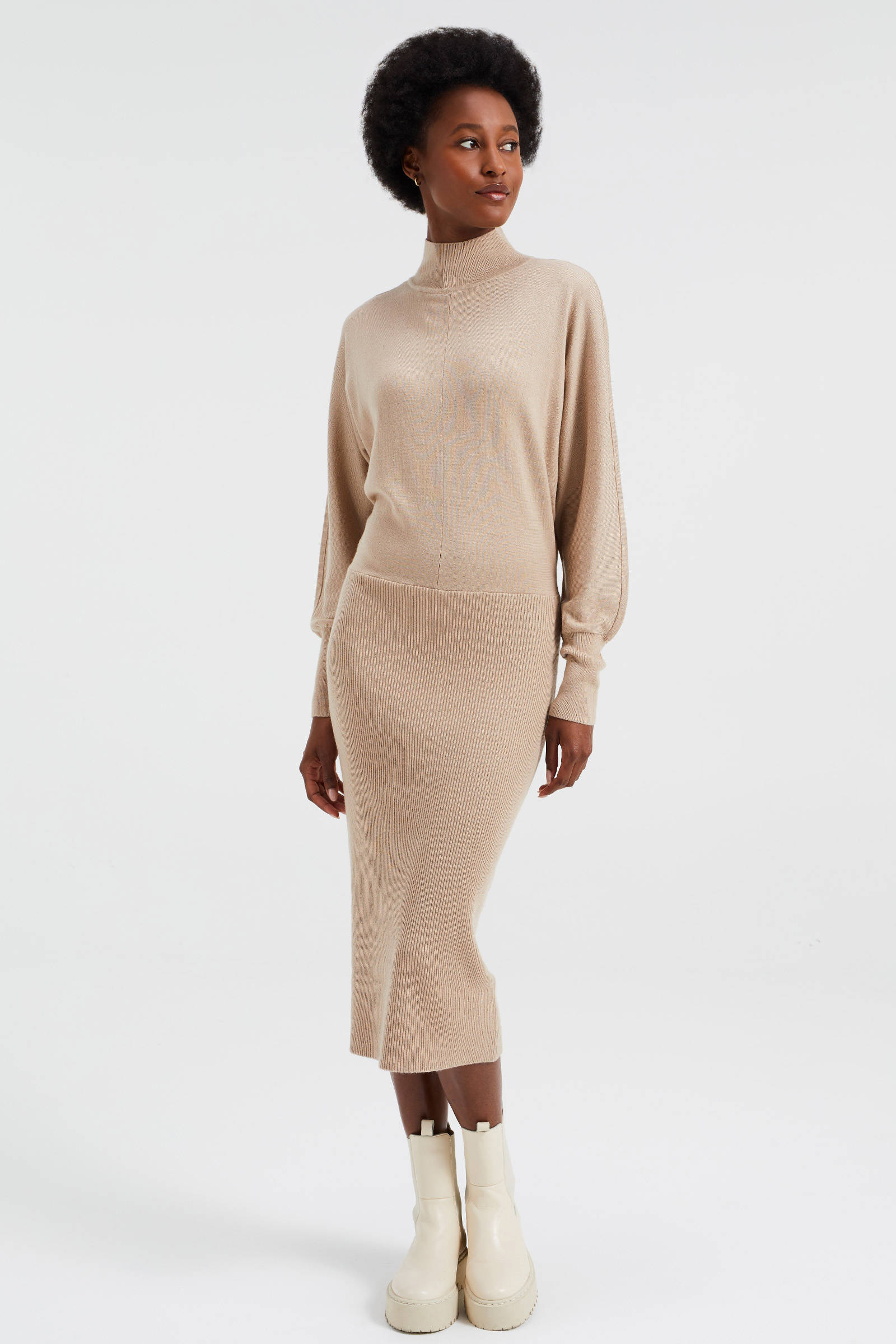WE Fashion ribgebreide jurk met wol beige | wehkamp