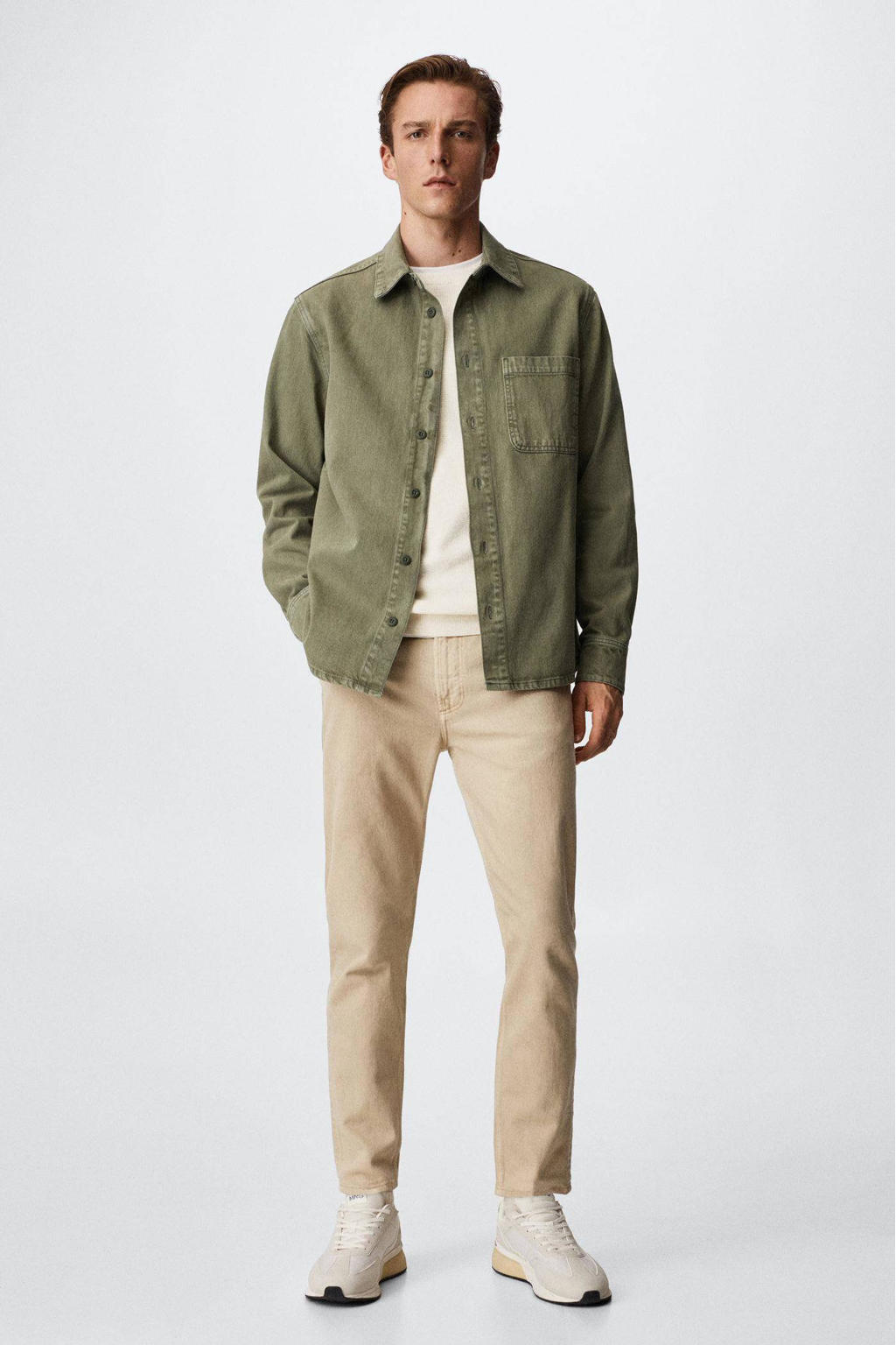 Kakikleurige heren Mango Man regular fit overshirt van katoen met lange mouwen, button down sluiting en knoopsluiting