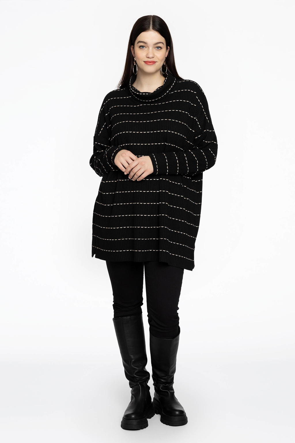 Yoek trui zwart/wit