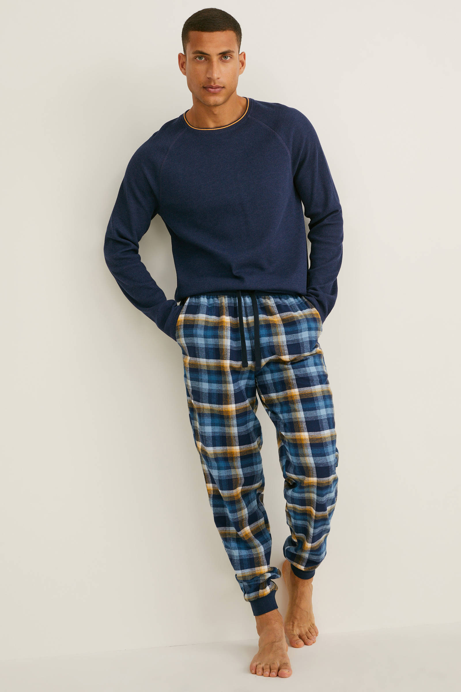 Kleding Herenkleding Pyjamas & Badjassen Sets S Zijden pyjama voor heren Gr bordeaux-goud 