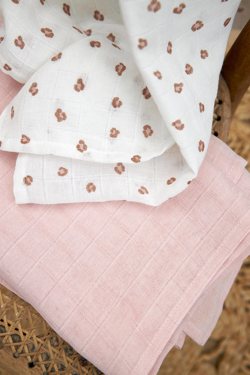 Meyco hydrofiele swaddle Mini Panther 120x120 cm - Soft Pink (set van 2)