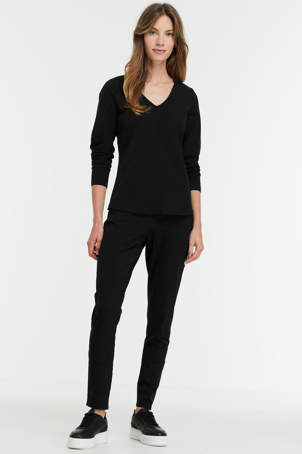 Zwarte dames TQ-Amsterdam slim fit broek Zoe van travelstof met regular waist