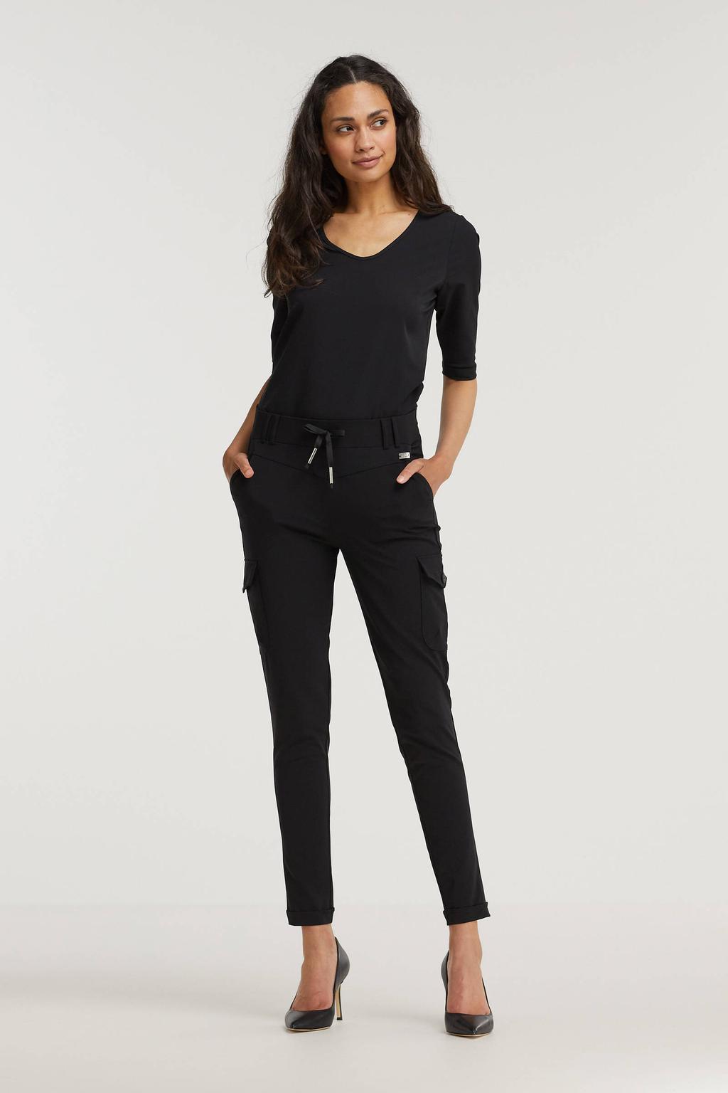 TQ-Amsterdam high waist slim fit cargobroek Karin van travelstof zwart
