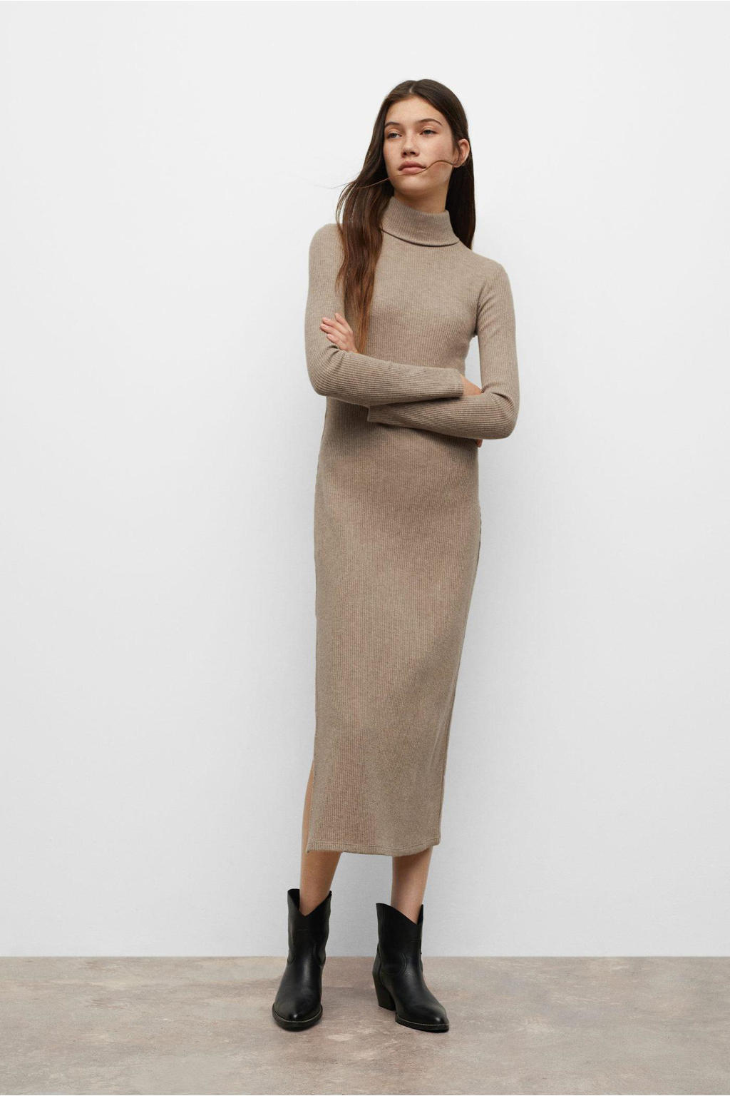 Beige meisjes Mango Kids fijngebreide maxi jurk van acryl met lange mouwen en col