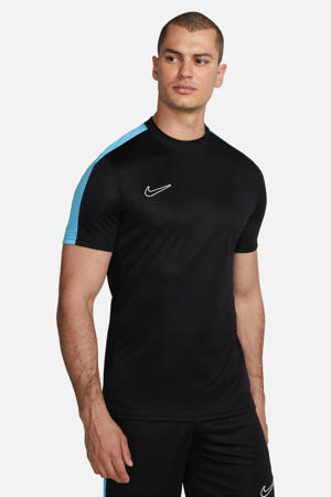 Het is de bedoeling dat Walging cliënt Nike sportshirts voor heren online kopen? | Wehkamp