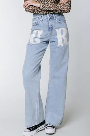 high waist wide leg jeans Gaia CR Embro High Rise Wide Leg Denim Pants met patches light denim