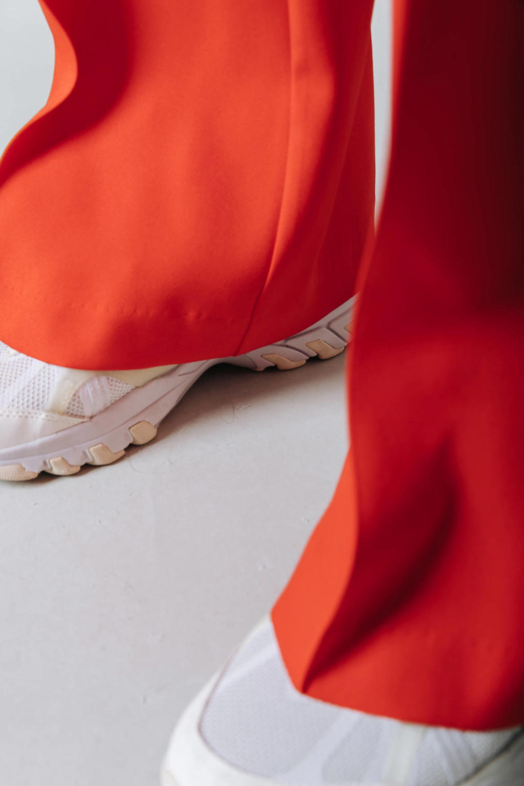 Colourful Rebel high waist straight fit pantalon Rus Pintuck oranje