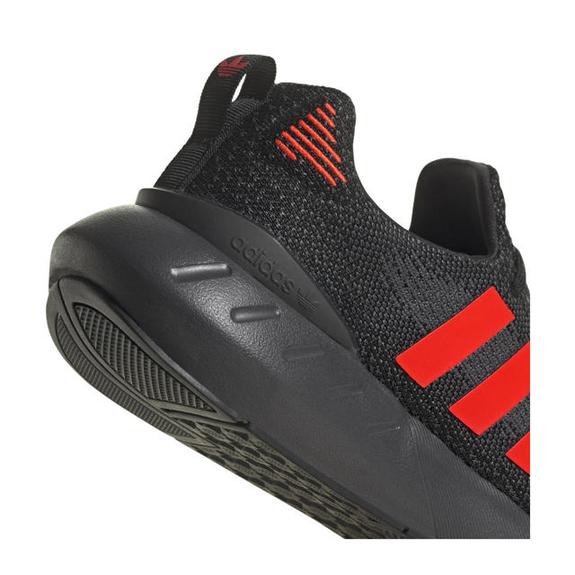 Christus moeilijk tevreden te krijgen Snikken adidas Originals Swift Run 22 sneakers zwart/rood | wehkamp