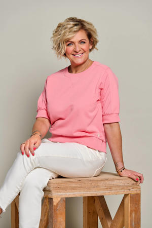 Caroline Tensen sweater Calgary roze