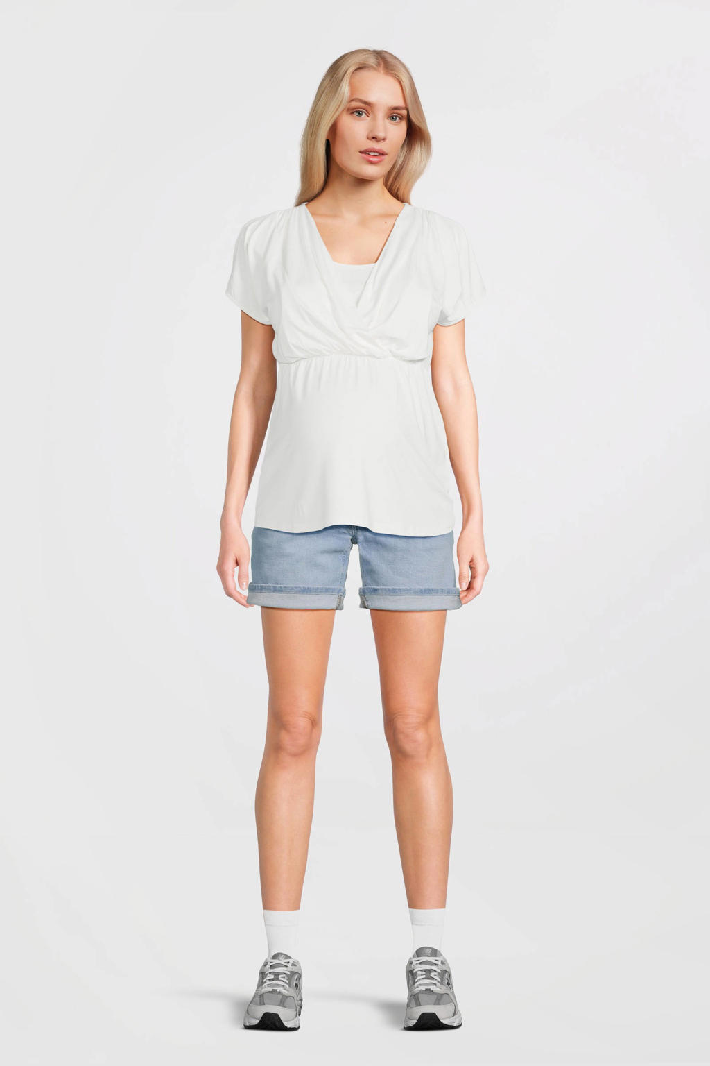 LOVE2WAIT slim fit denim short lichtblauw