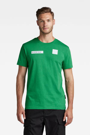 slim fit T-shirt van biologisch katoen d608 jolly green