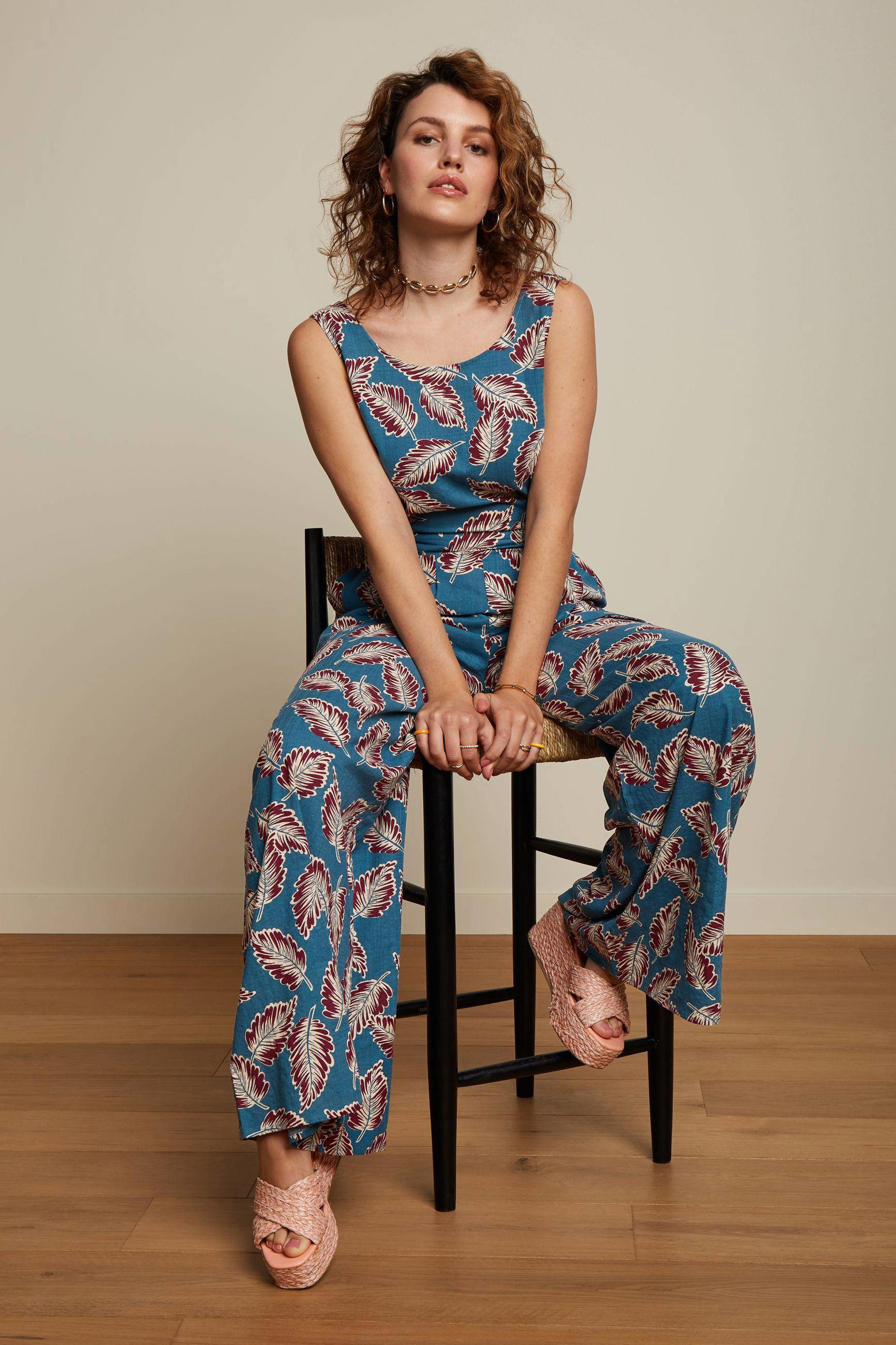 King Louie jumpsuit Frida Jumpsuit Dominica met bladprint blauw/rood