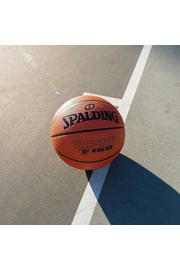 thumbnail: Spalding Varsity TF150 basketbal (maat 6)
