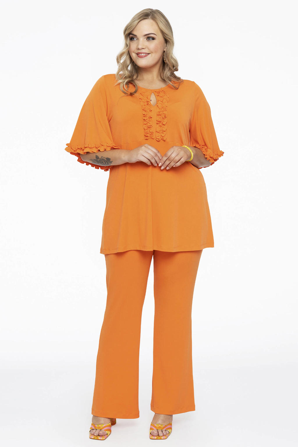 YOEK top DOLCE van travelstof oranje