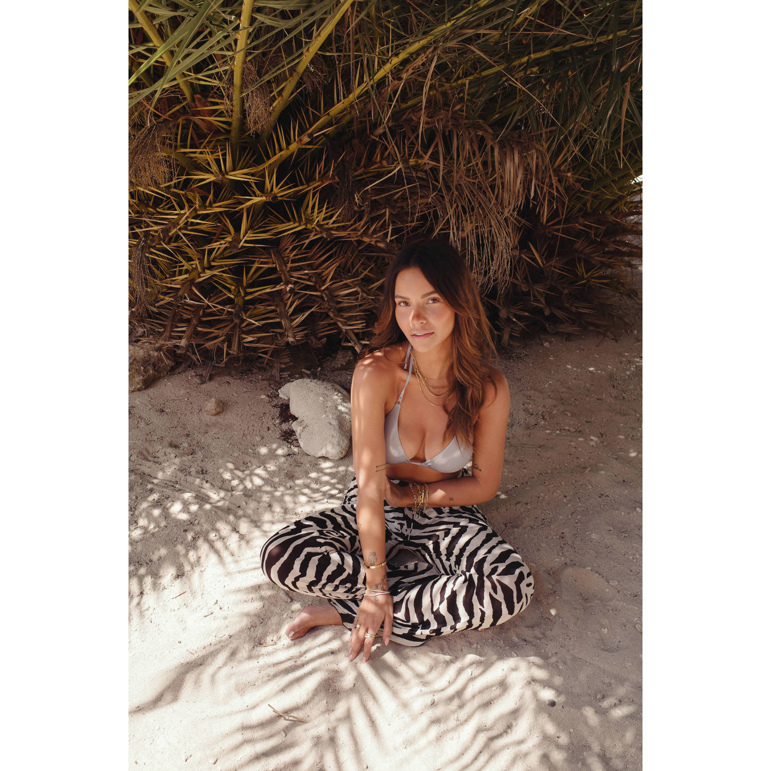 Beachlife x Monica Geuze high leg bikinibroekje metallic zilver