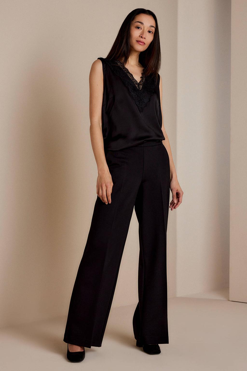 Zwarte dames Summum bootcut pantalon Rome van viscose met regular waist, elastische tailleband en effen