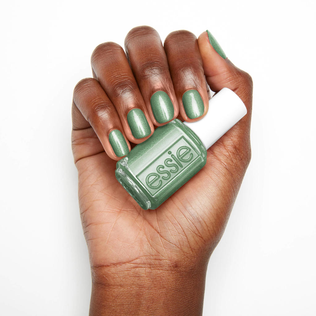 Essie limited edition parelmoer nagellak - 875 from head to mistletoe ...