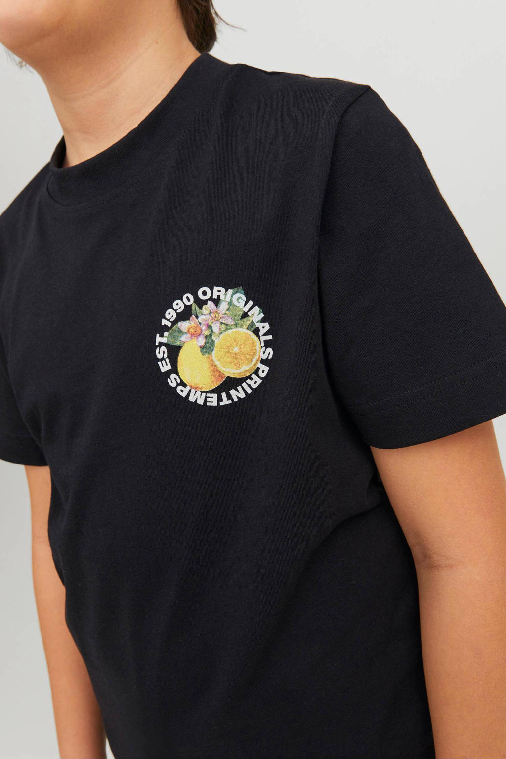 JACK & JONES JUNIOR T-shirt JJJIO met logo zwart JACK & JONES JUNIOR T-shirt JJJIO met logo zwart