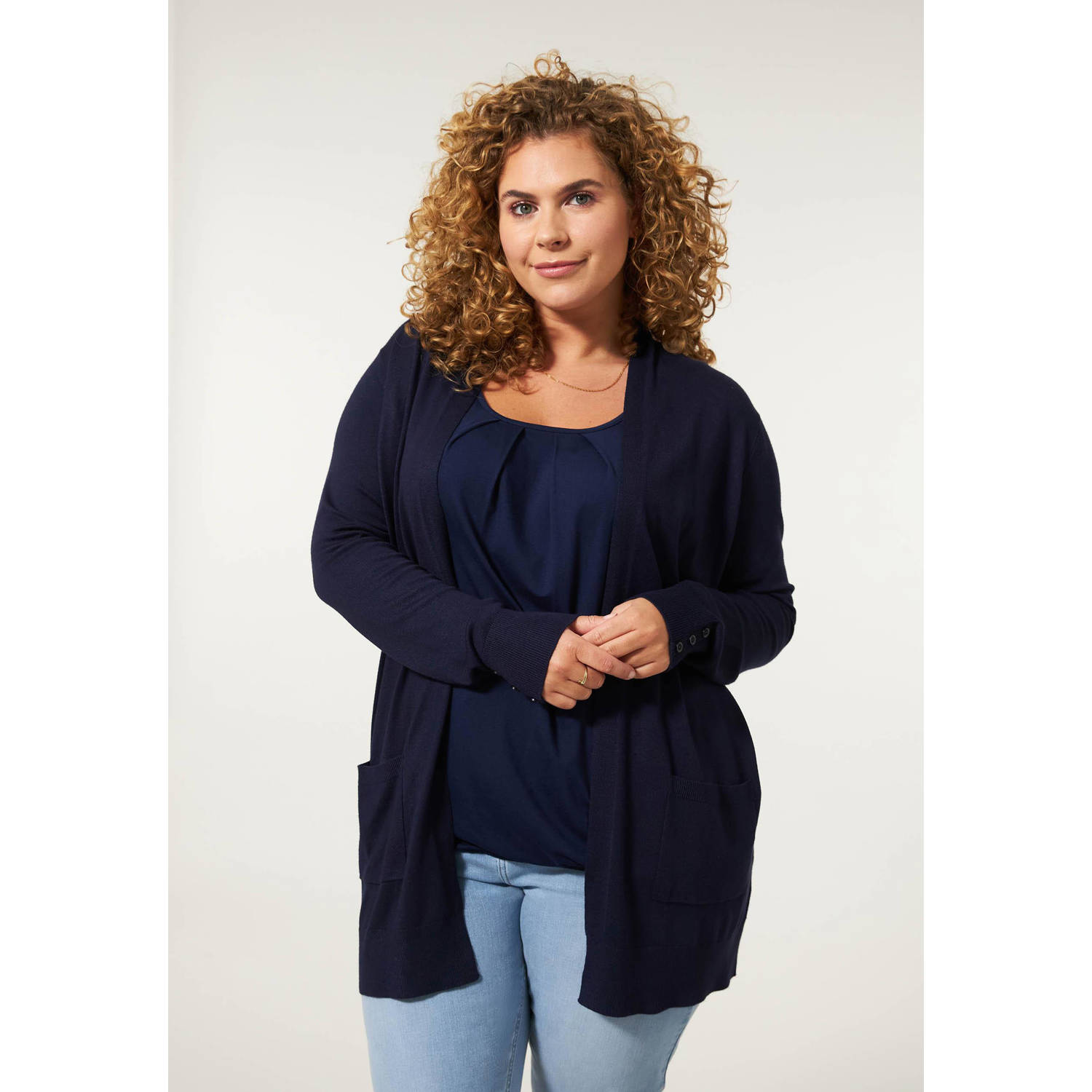 Miss Etam Plus fijngebreid vest Senna donkerblauw