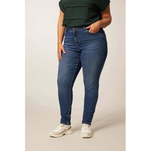 Miss Etam Plus slim fit jeans Jackie medium blue afbeelding