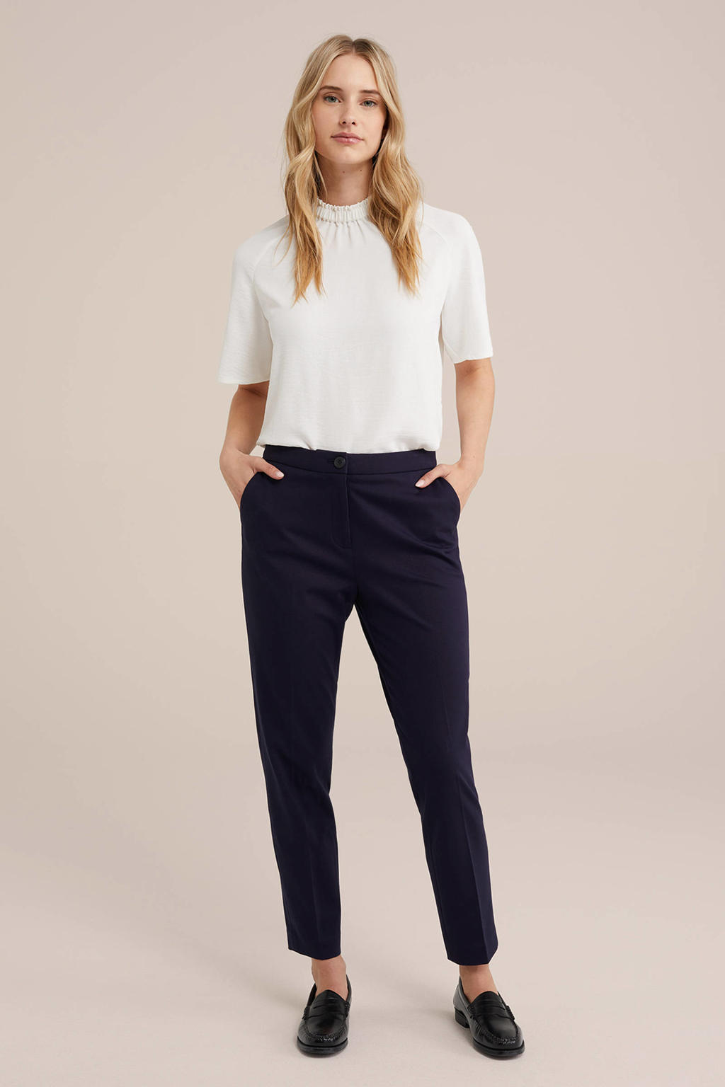 Donkerblauwe dames WE Fashion slim fit pantalon van viscose met regular waist