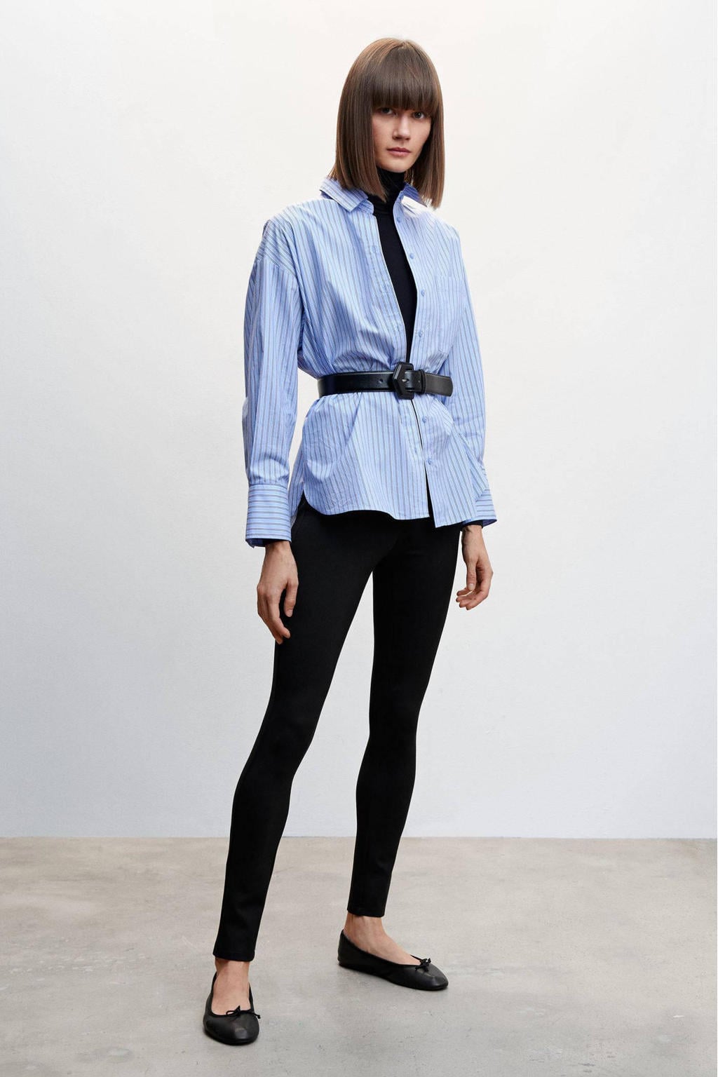 Mango legging met voetlussen zwart